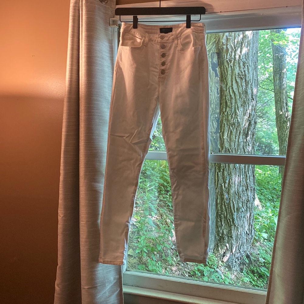 JUST USA High Waisted White Jeans, Size 28